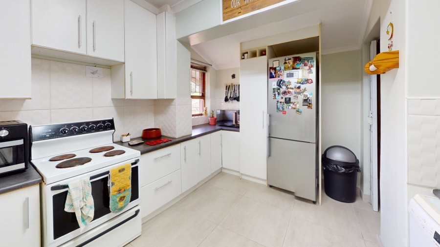 2 Bedroom Property for Sale in Sherwood Eastern Cape